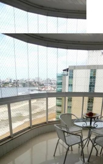 Apartamento de 108 metros quadrados no bairro Praia do Morro com 3 quartos