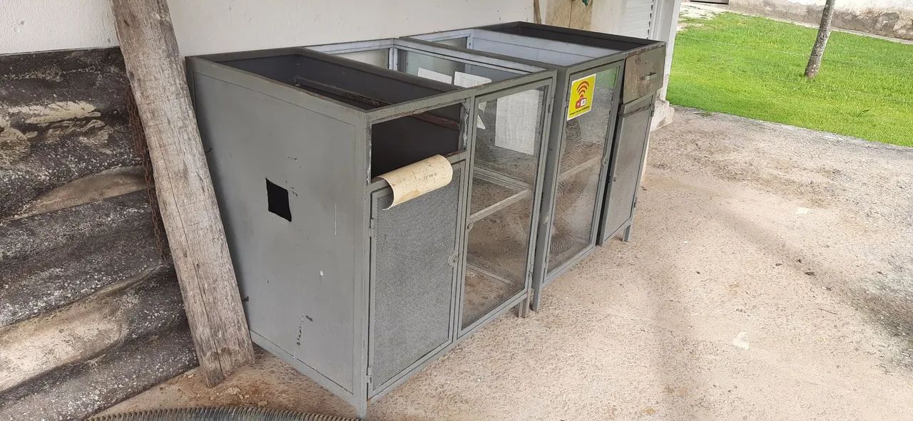 Gabinete Metálico com Portas de Vidro - Foto 2