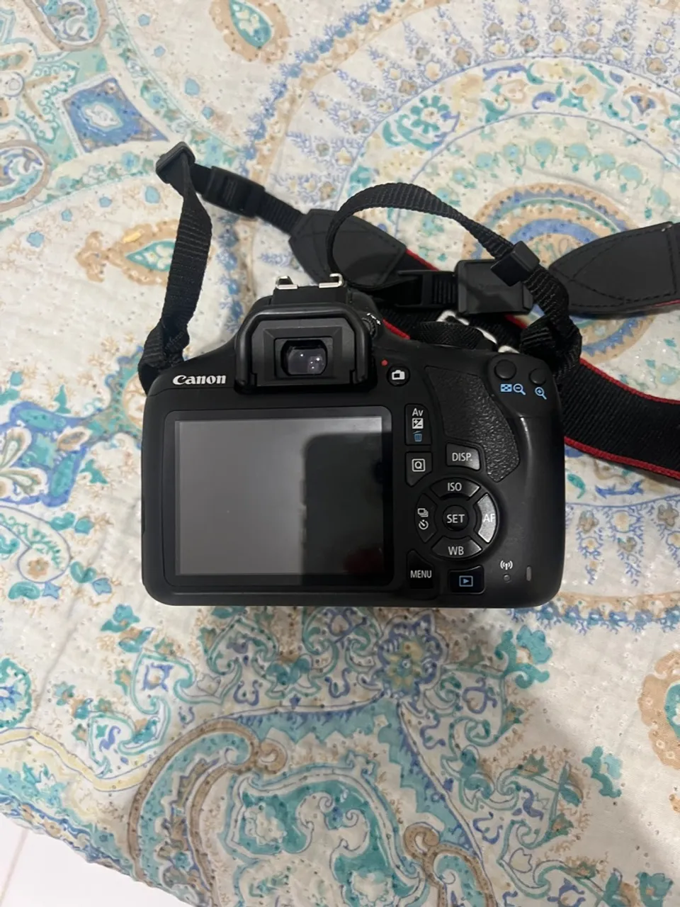 Câmera Canon T6