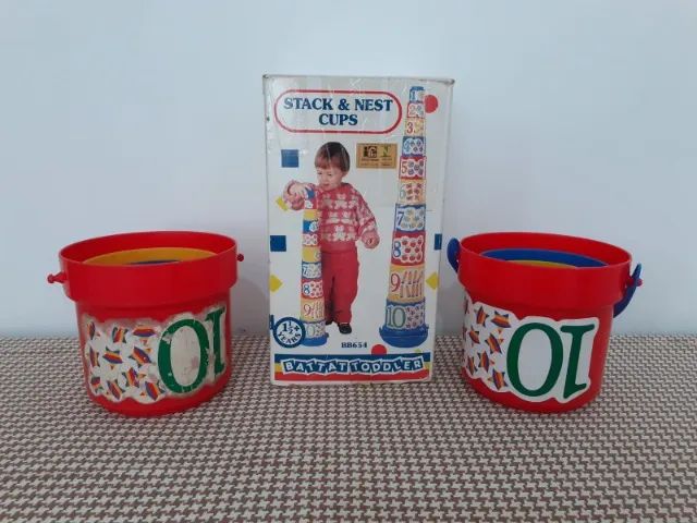 Brinquedo Infantil - Copos de Empilhar e Encaixar - Battat - Foto 2