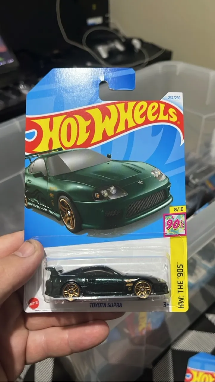 3 Hot Wheels Supra combo
