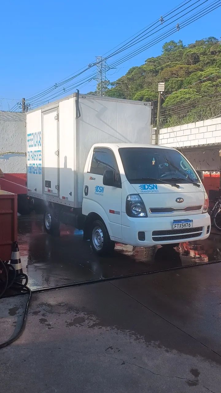 TRANSPORTE DE CARGA E MERCADORIAS 