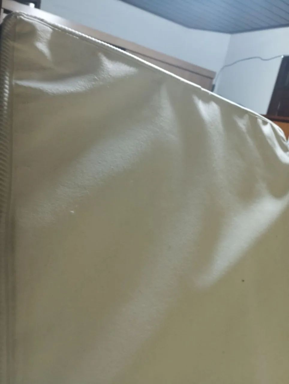 Mattress64739790472450122