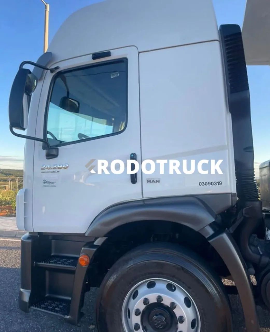 VW 24.280 Teto Alto Caçamba 2018 - Foto 4