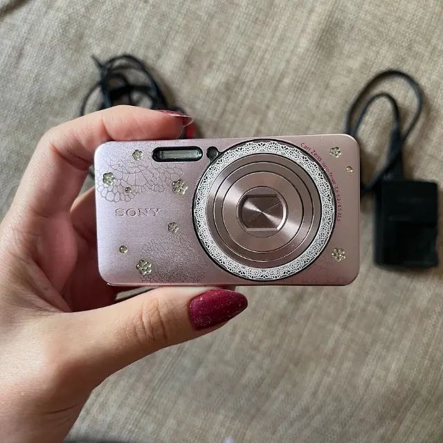 camêra cybershot sony rosa com swarovski edição limitada
