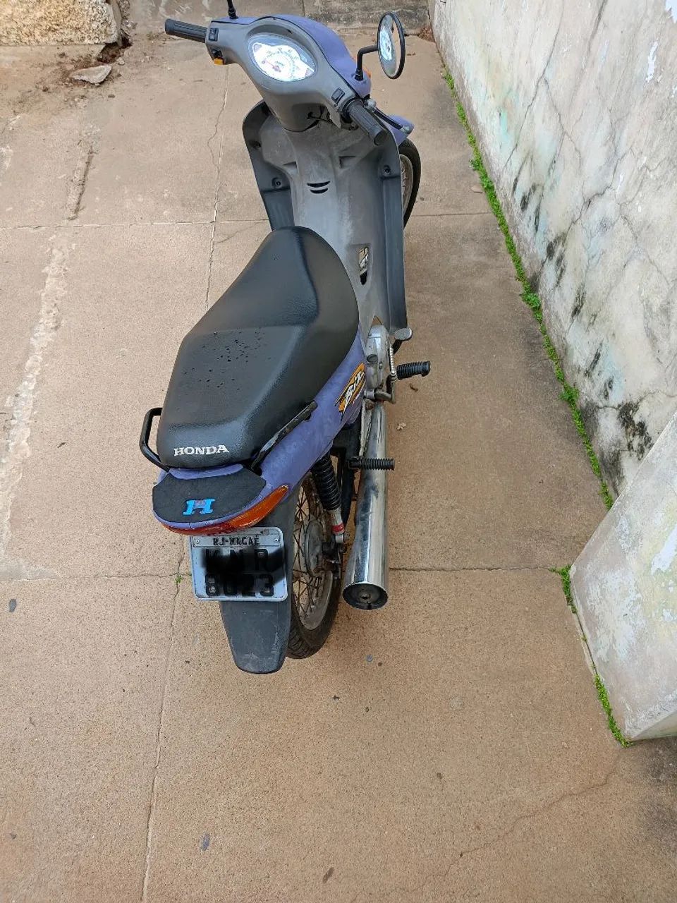 Honda Biz em perfeito estado  - Foto 2