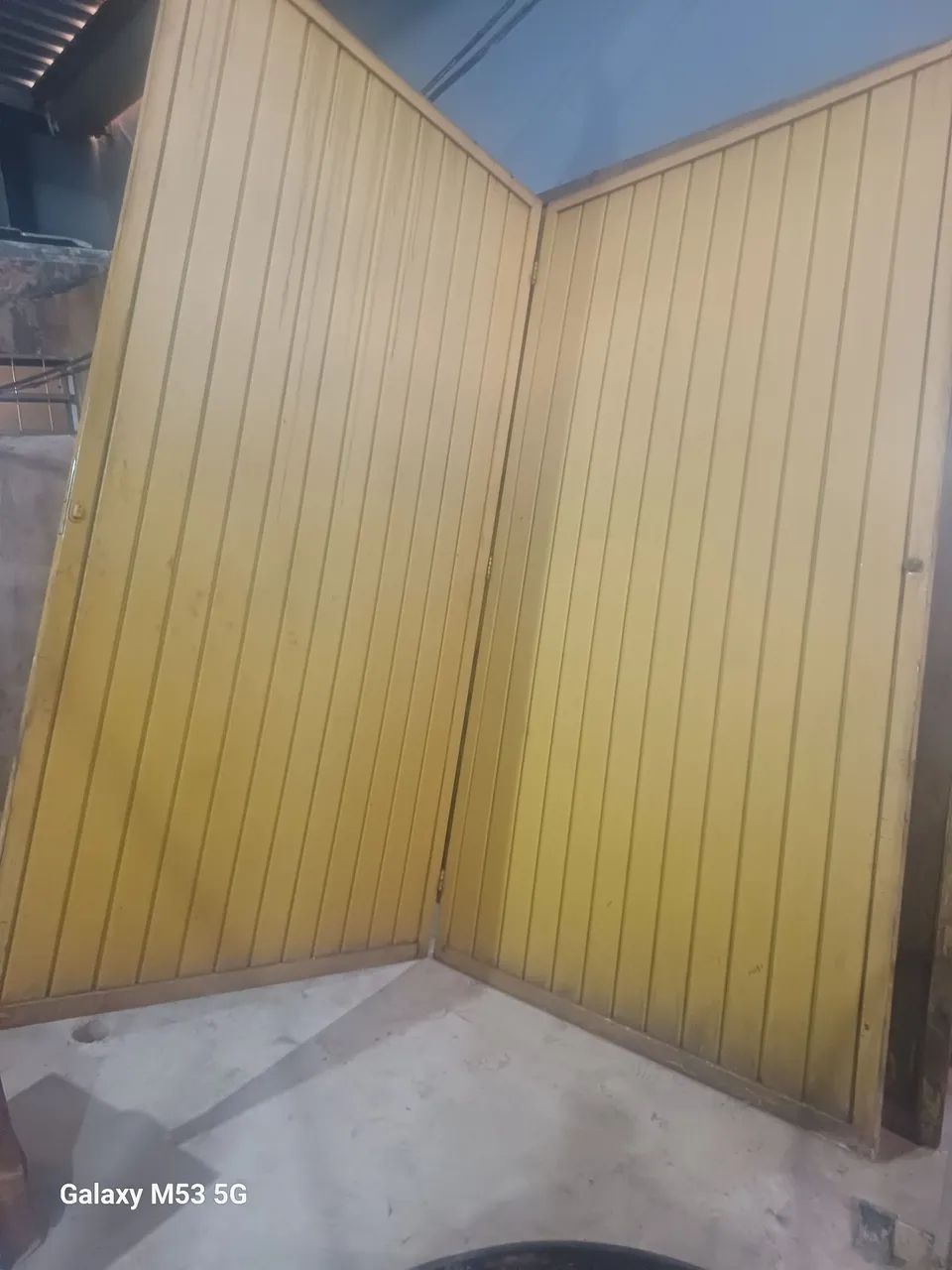 Portas de Aço em ótimo estado
