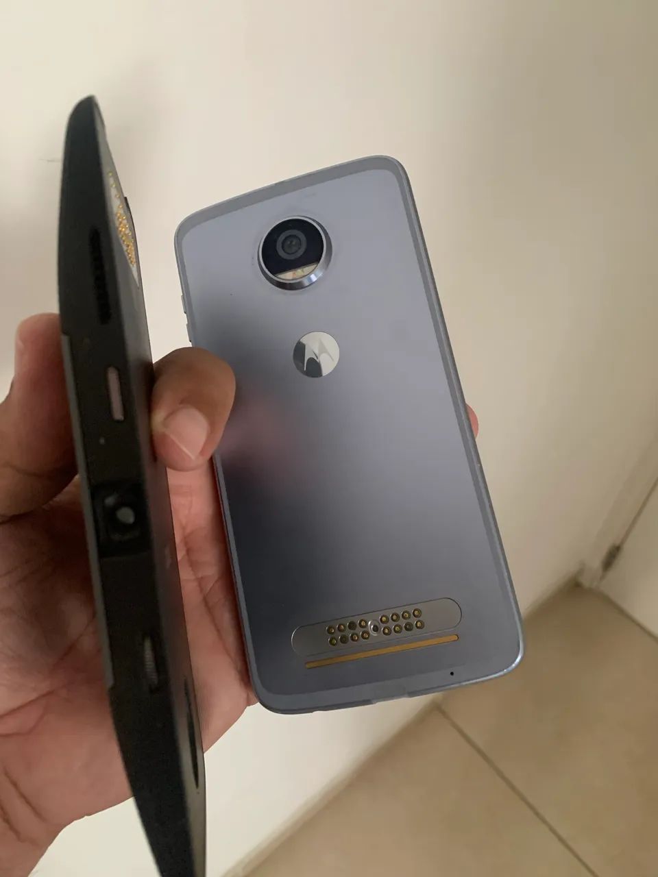 MOTO Z 2 c/ Projetor de Slides  - Foto 4