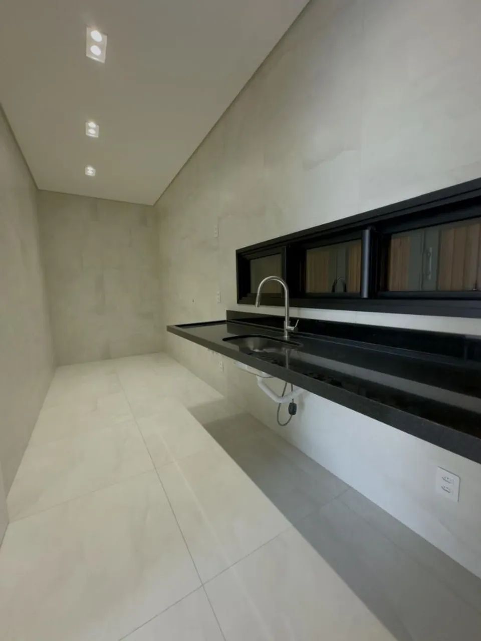 Casa terrea 4suites  supremo italia  parcelo em 24x - Foto 2