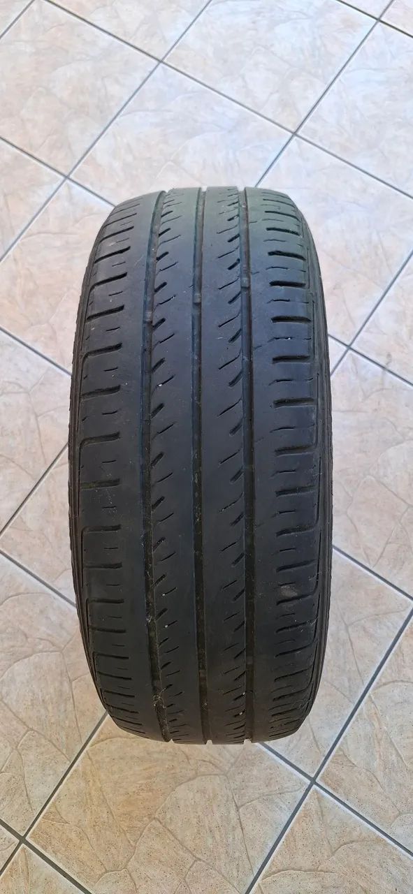 Pneu 195/55/15 Usado