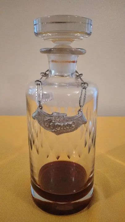 LICOREIRA OU GARRAFA PARA BEBIDAS ANTIGA