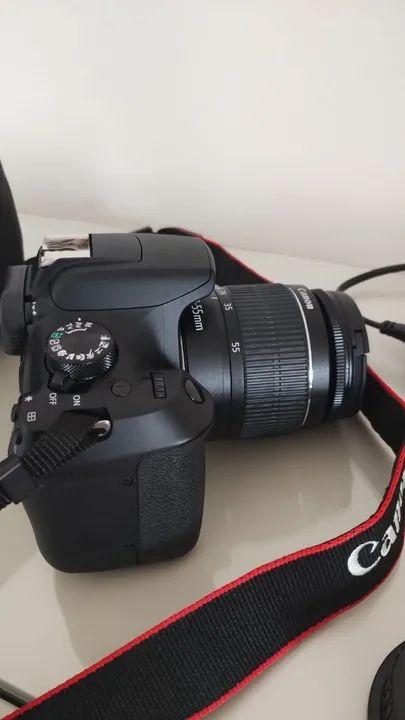 Câmera Canon EOS Rebel T6 à venda - Qualidade Profissional para Suas Fotos!<br>