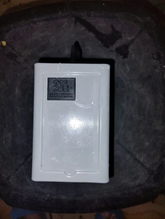 Vendo chave reversora para motores elétricos.