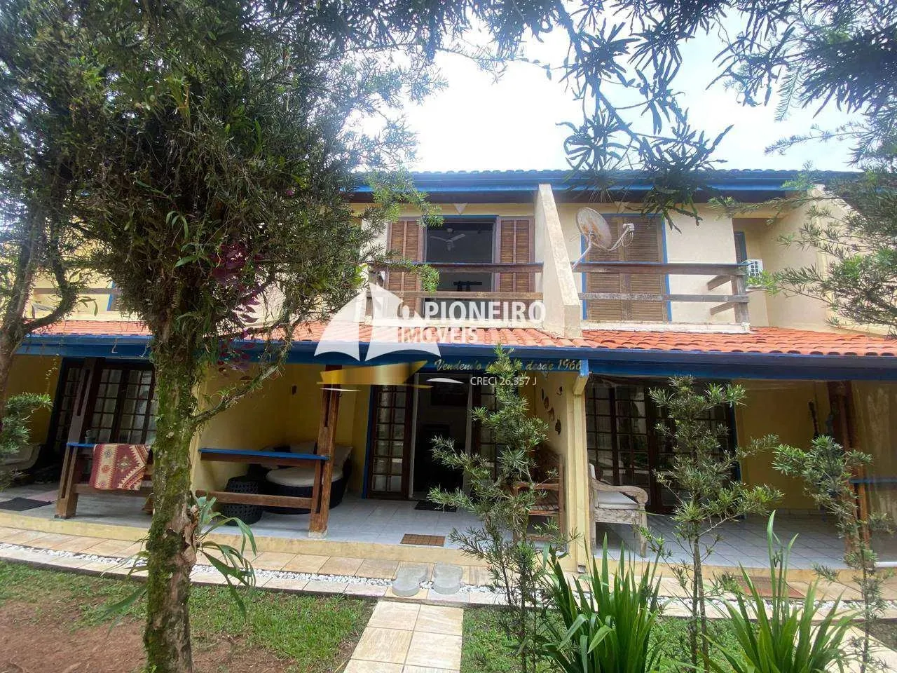 Casa de condomínio para férias na praia da Barra do Sahy!