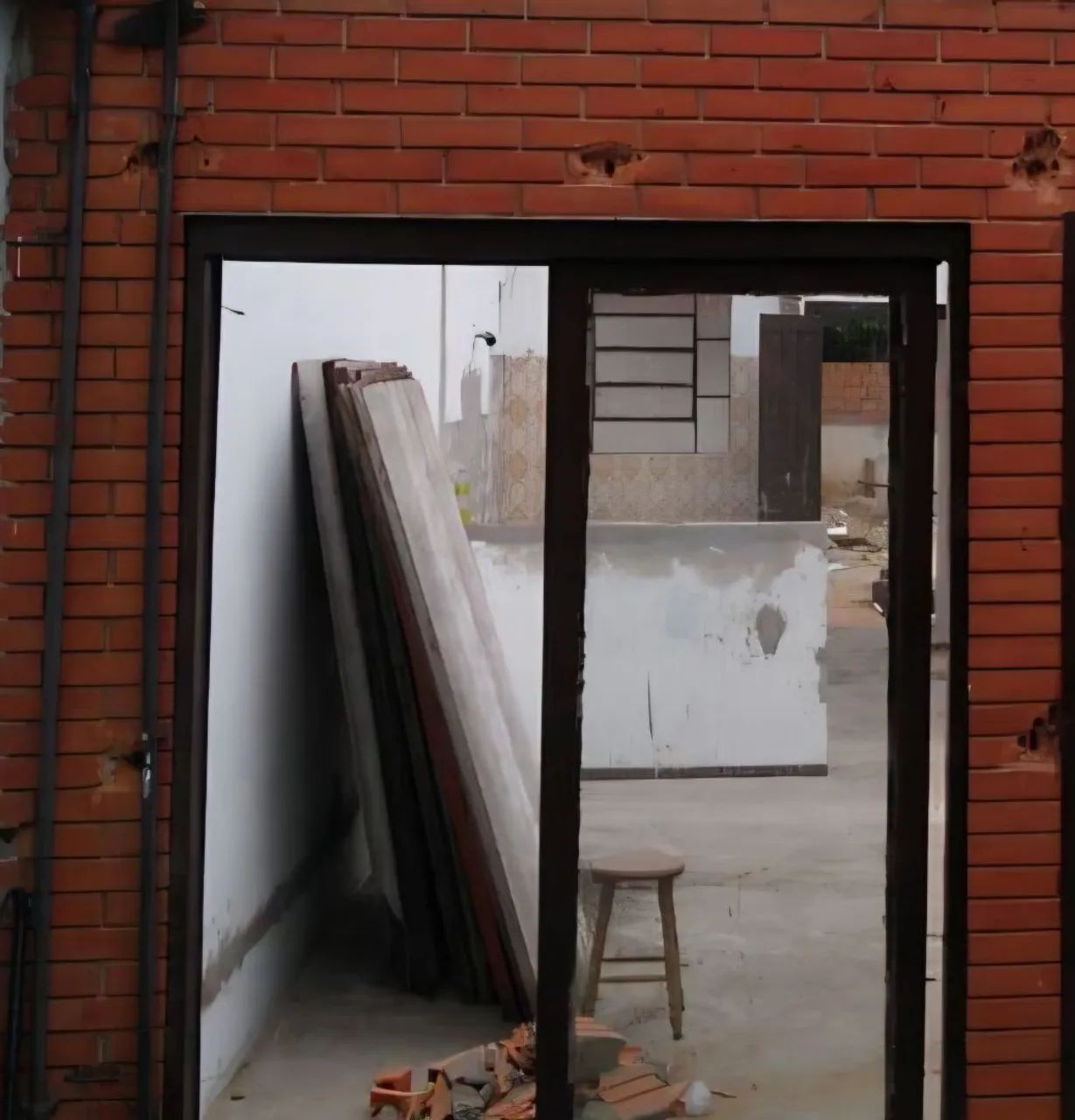 Noble wood window door64397135057025120