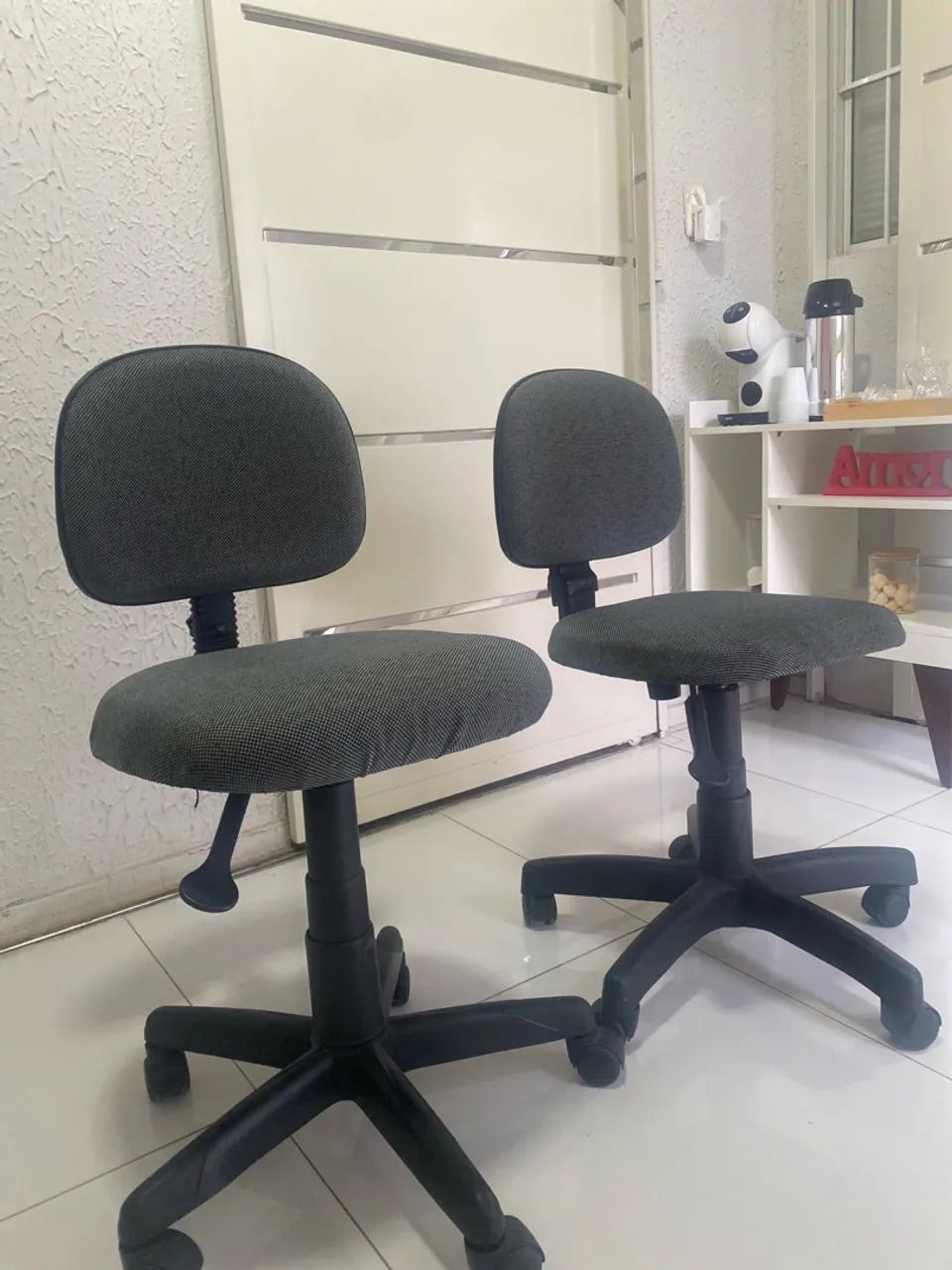 Cadeira secretária com rodinhas - Foto 4