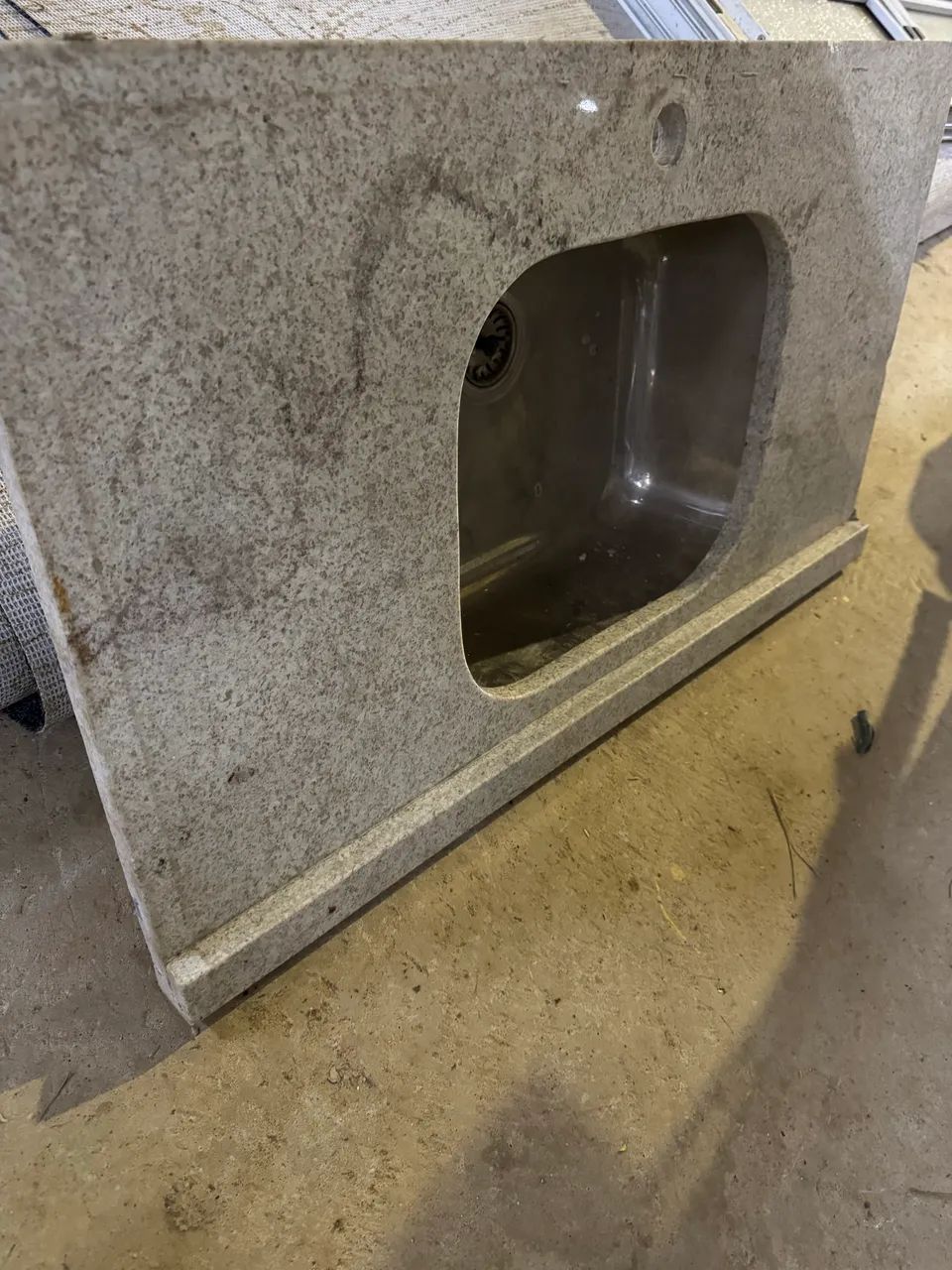 Pia mármore já com Cuba 87x50 - Foto 2