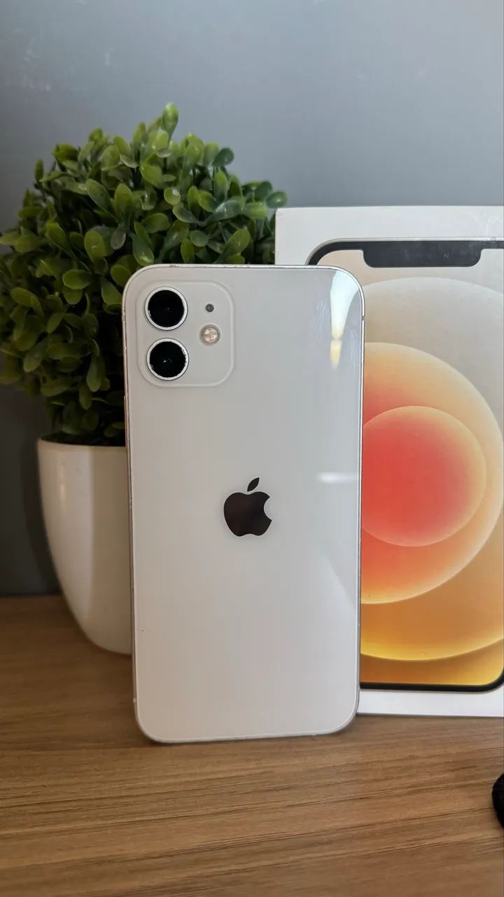 iPhone 12 64gb branco com caixa - Celulares e Smartphones - Centro