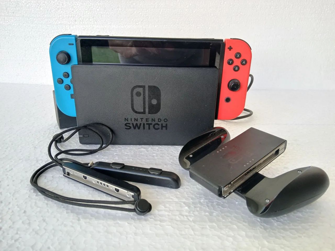 Console Nitendo Switch  com Jogos