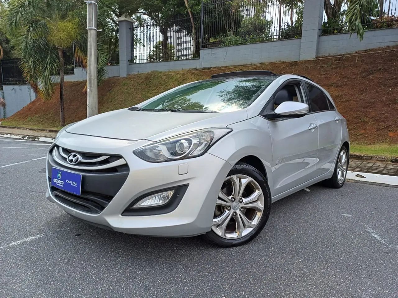 Hyundai i30 Gasolina Automático - Foto 2