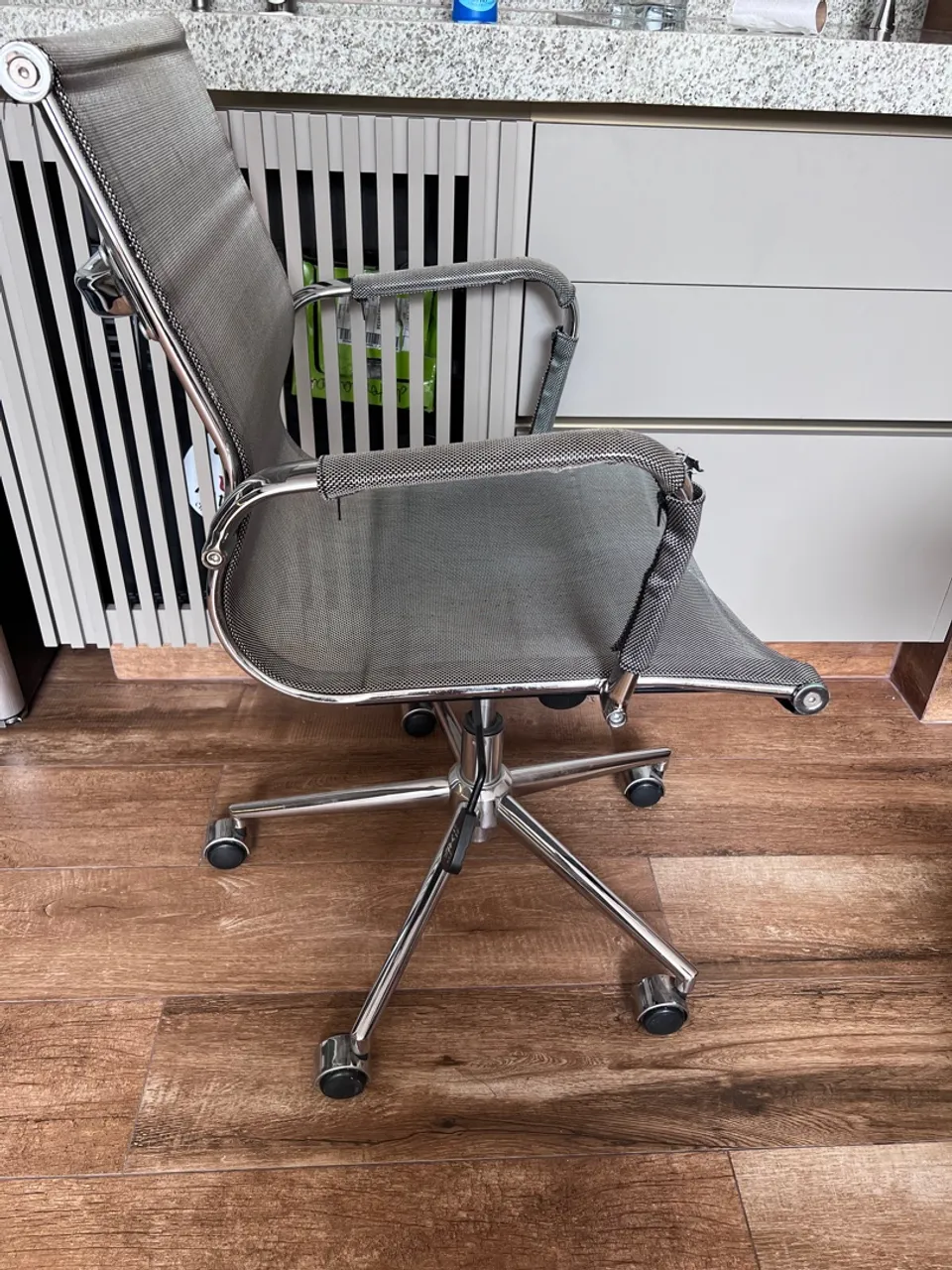 Cadeira de Escritório Ergonômica
