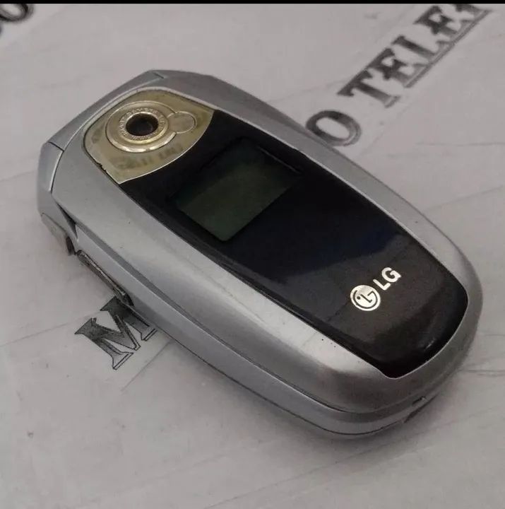 LG MG220 celular antigo RELIQUIA Flip pequeno RELIQUIA  - Foto 2