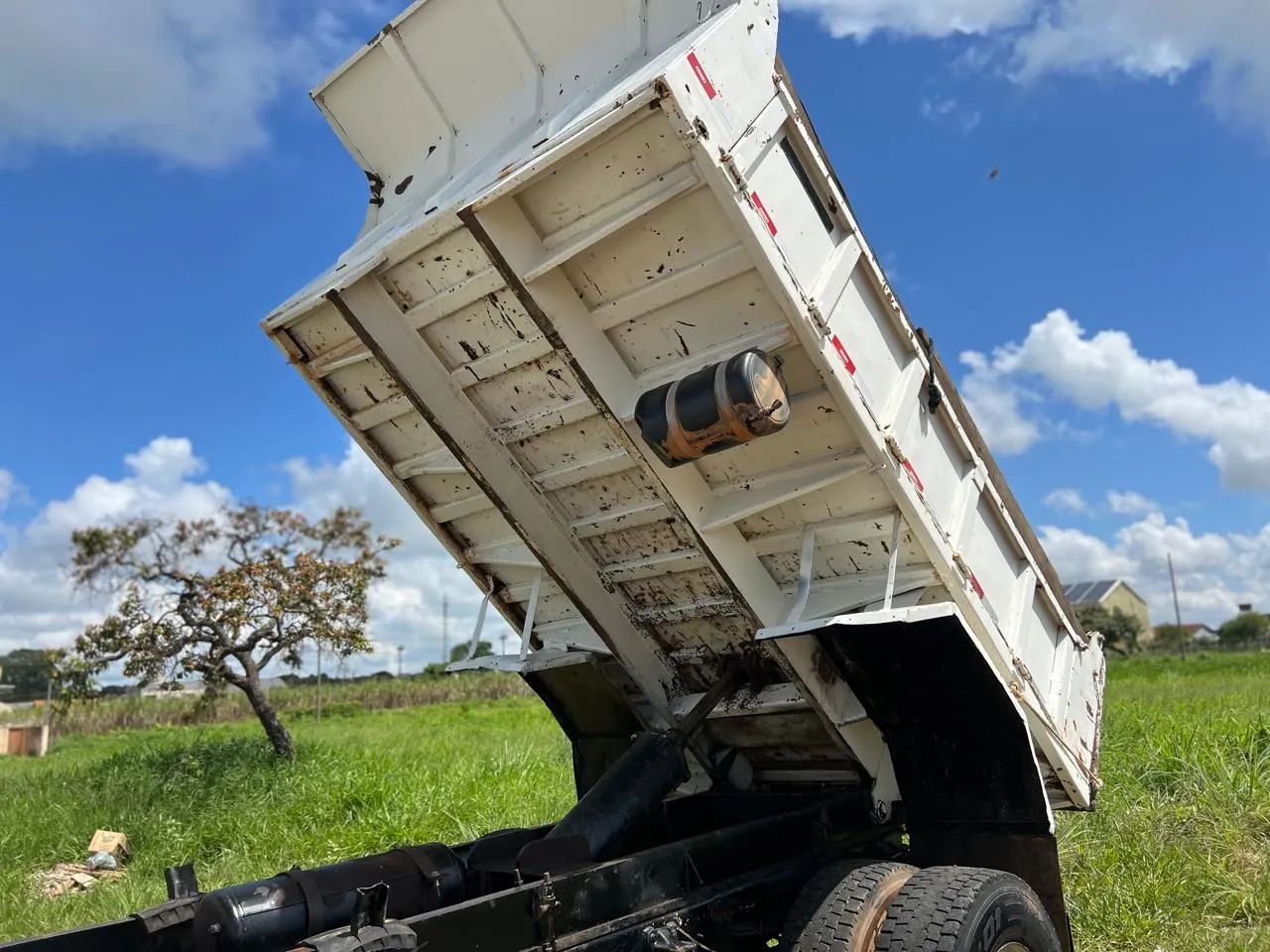 Caminhão Ford F 14000  Ano 87