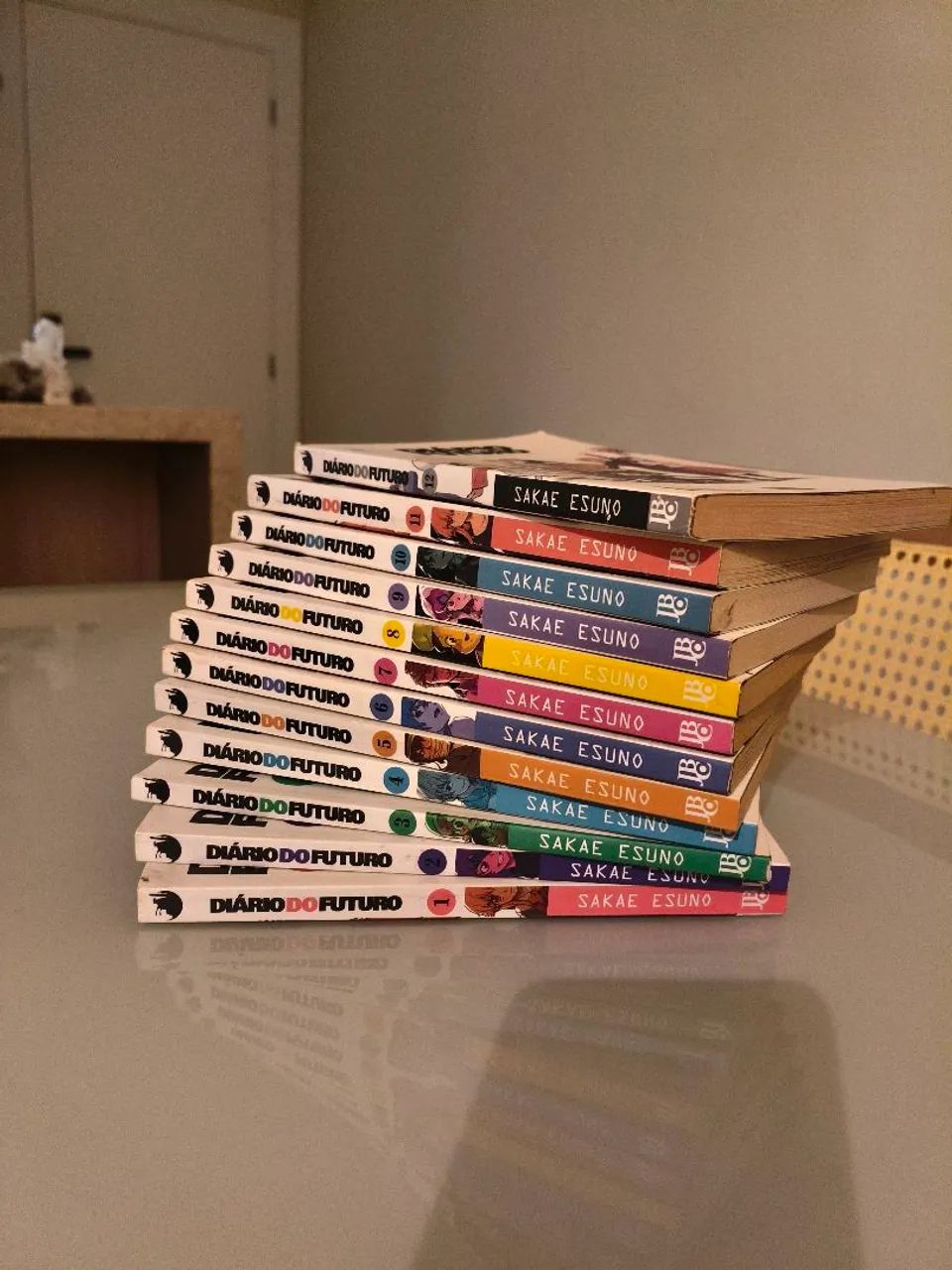 Mangás diversos - Resident Evil, Sailor Moon, Mirai Nikki - Foto 4