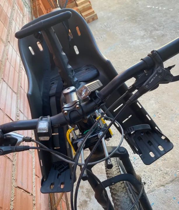 Bicicleta com cadeirinha pra criança - Foto 3