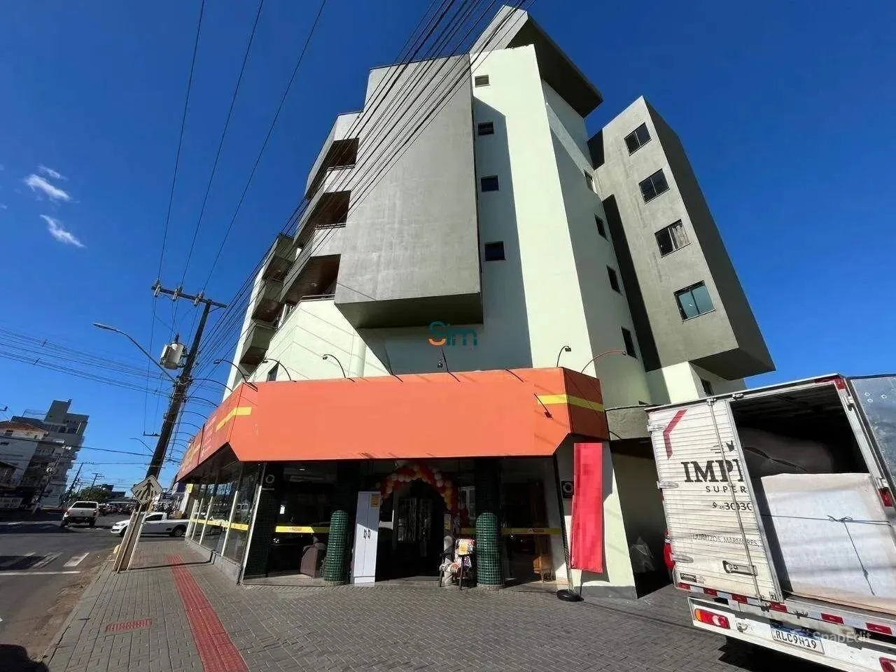 Apartamento de frente, semi mobiliado para locação no bairro São Cristóvão em Chapecó