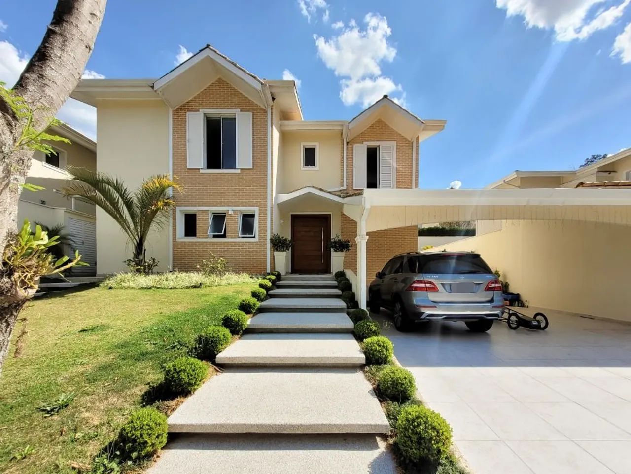 Casa à venda, 380 m² por R$ 3.250.000,00 - Granja Viana - Cotia/SP