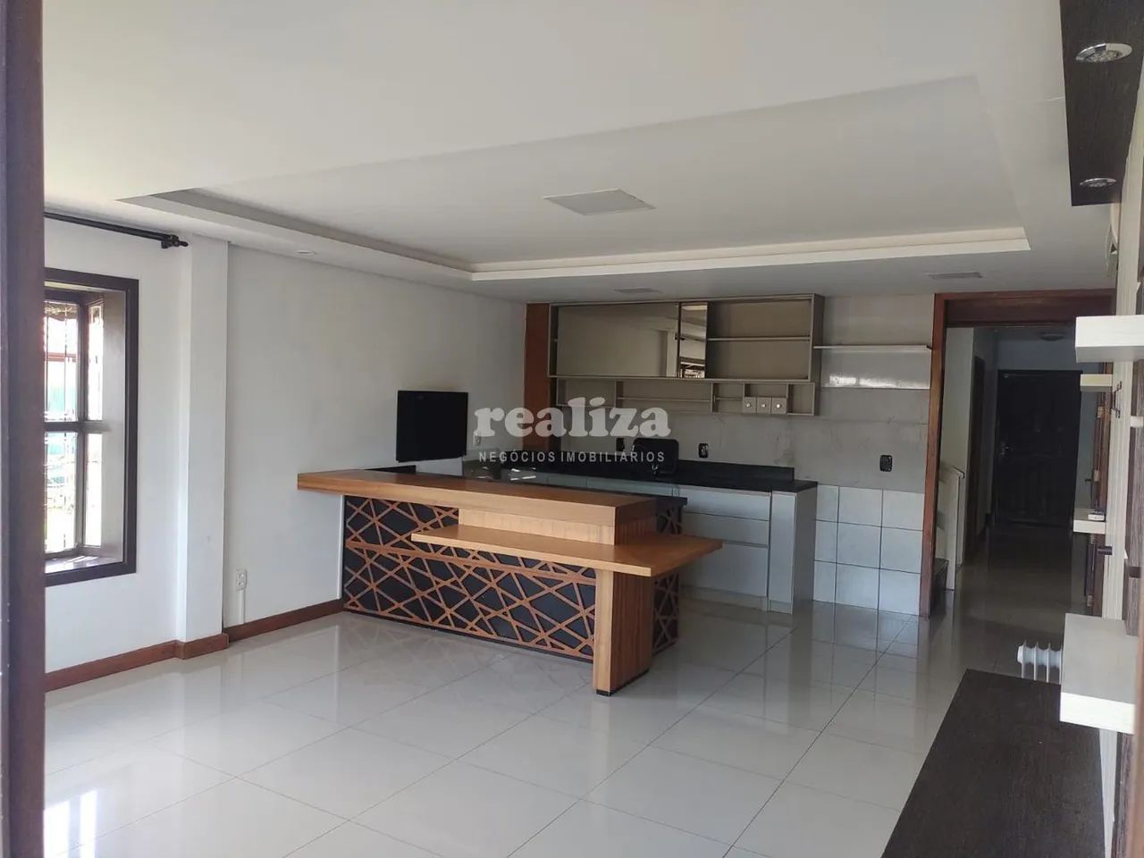 CASA AMPLA COM 4 QUARTOS NA PIRATINI EM GRAMADO - Foto 2