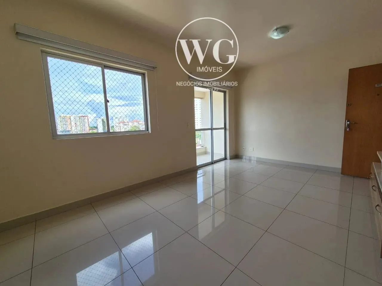 Alugo apartamento no Parque 10 Grand Prix - 2 quartos