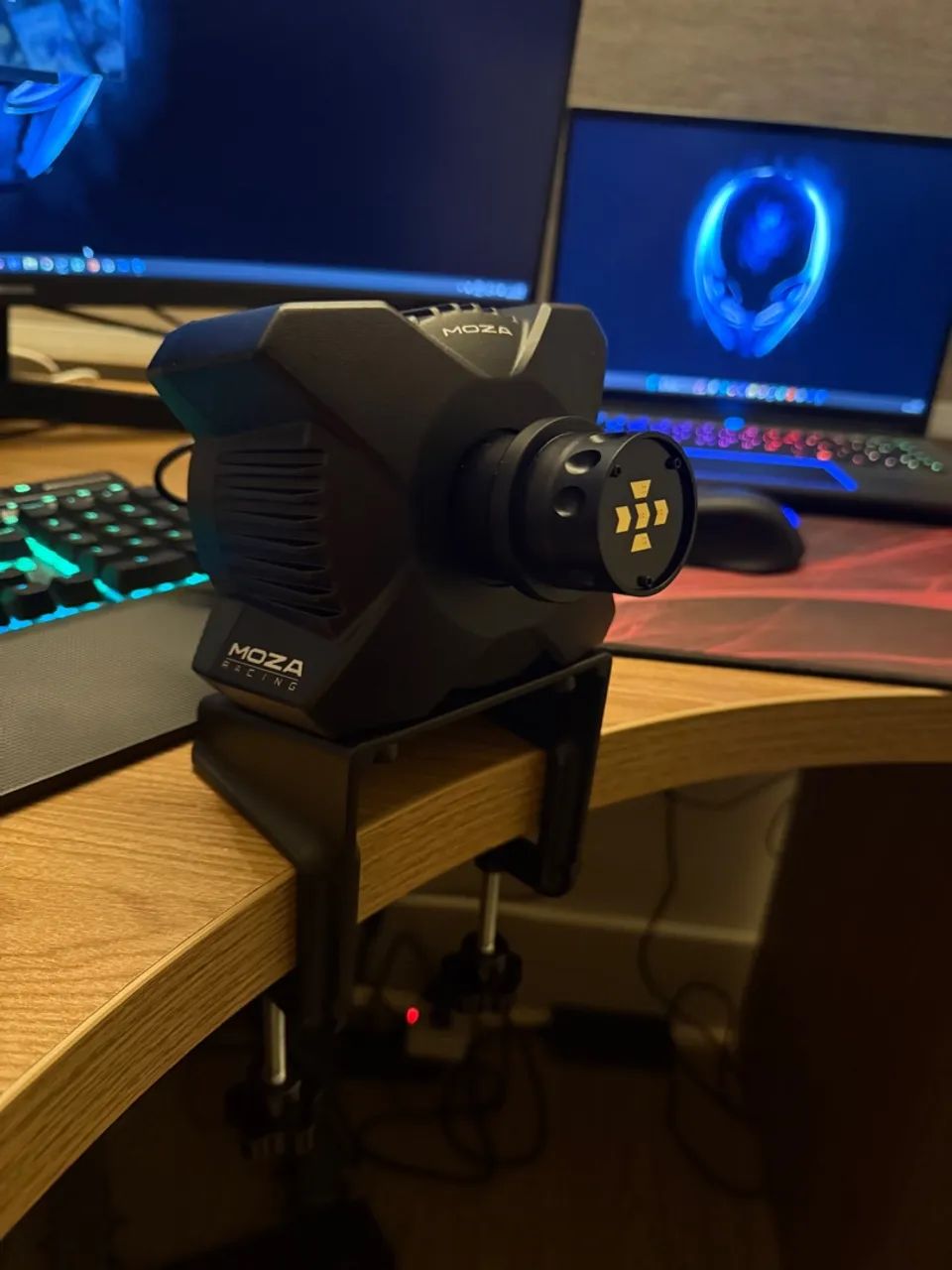 VOLANTE MOZA R3 para PC e XBOX - simulador - Foto 3