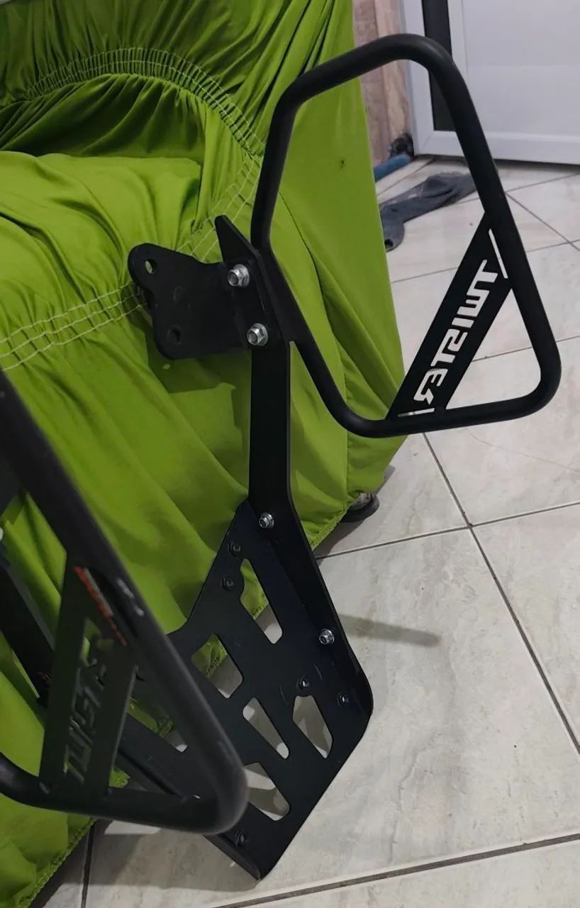 Suporte pra bauleto com protetor de carenagem 300f 2023/2026 - Foto 4