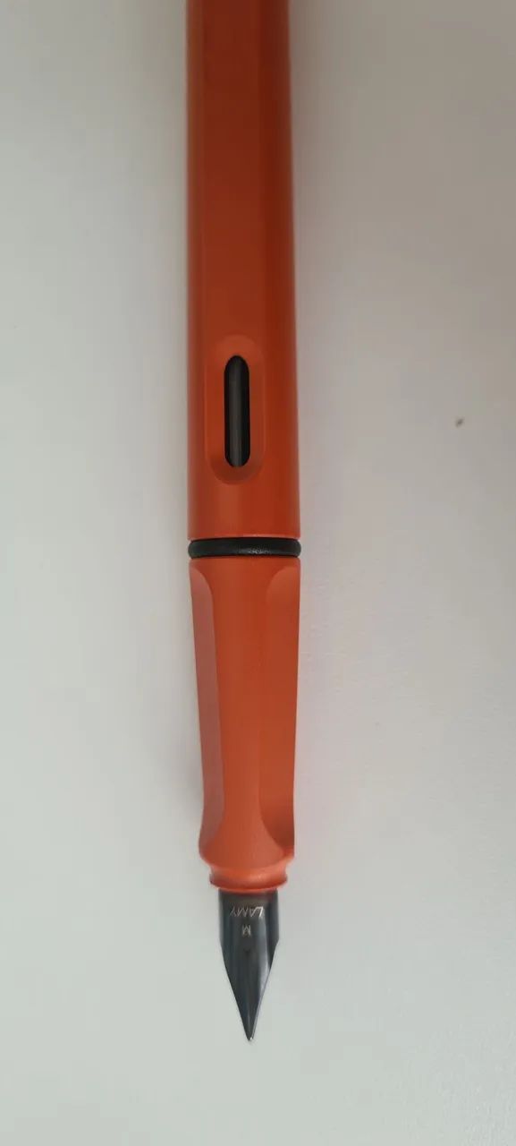 Caneta tinteiro Lamy Safari laranja