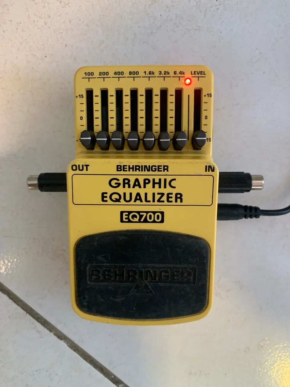 Equalizador beringer. 