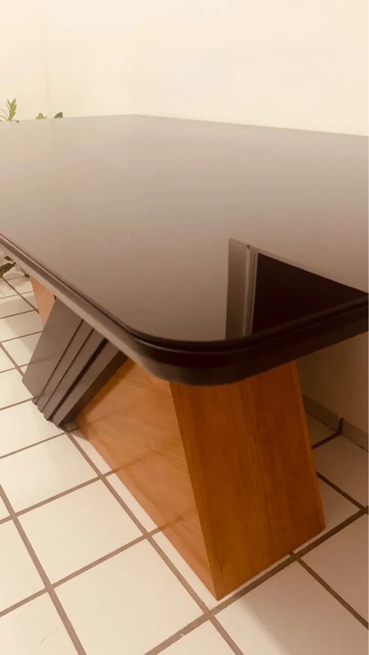 Vendo mesa com tampo de vidro 6 lugares