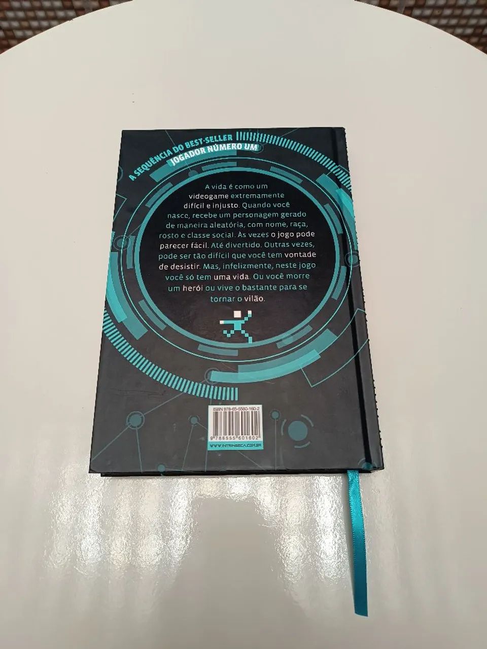 Livro Jogador Número Dois - Ernest Cline - Foto 2