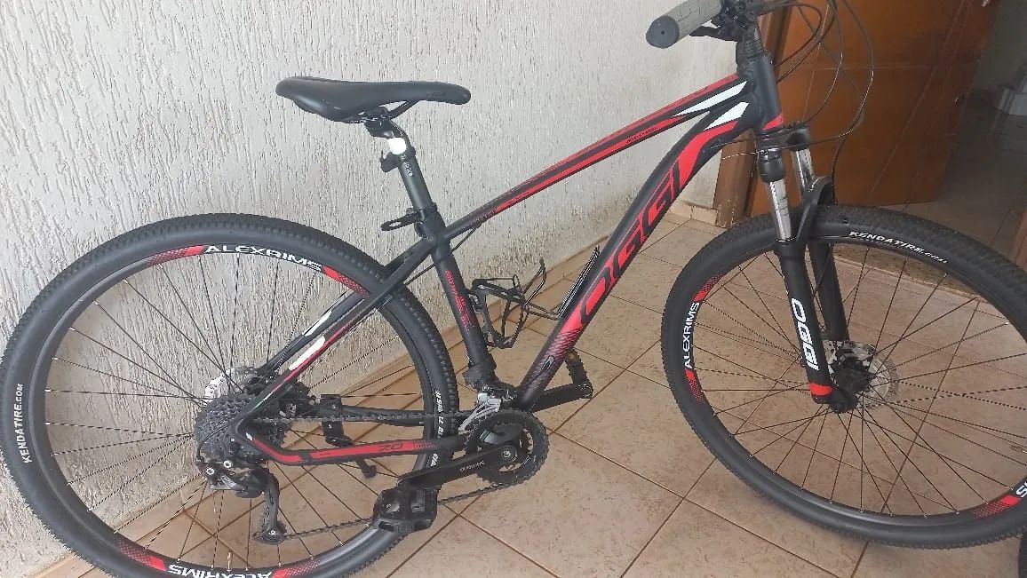 Bicicleta Oggi 29 7.0 super nova única dona