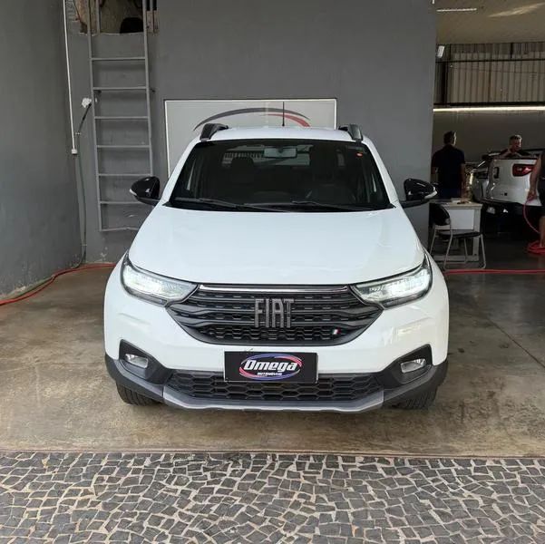 Fiat Strada Volcano 1.3 Flex 8V CD Aut. 2026 - Foto 2