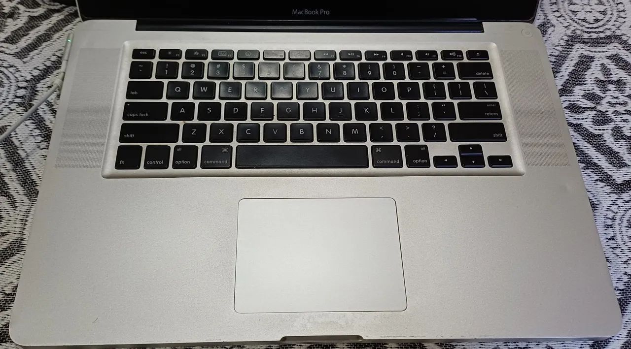 MACBOOK PRO 15 MODEL A1286 - Foto 3