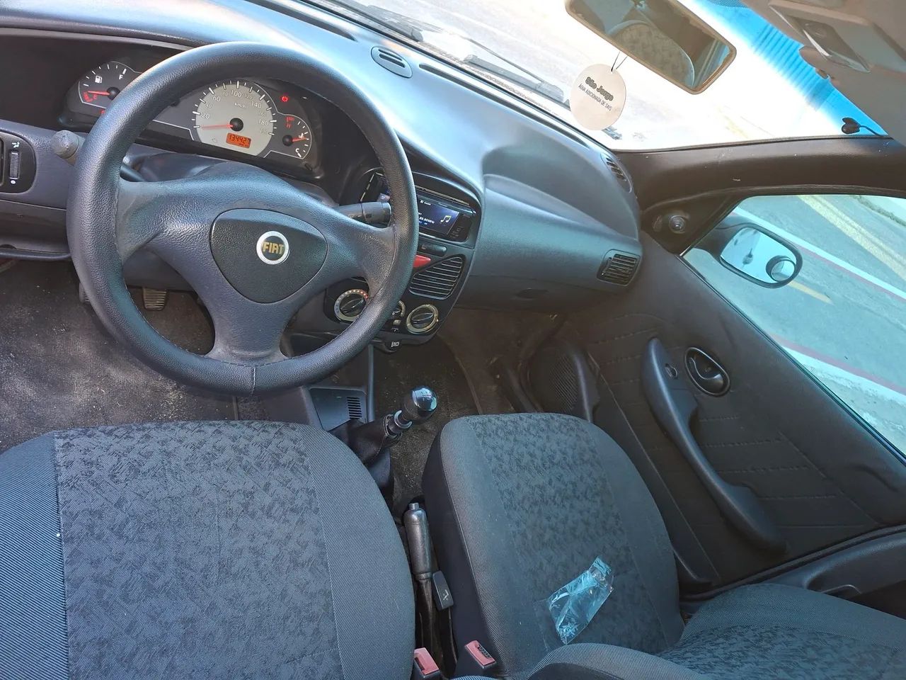 Fiat Palio Celebration 1.0 Fire Flex 8V 4P 2007 - Foto 5