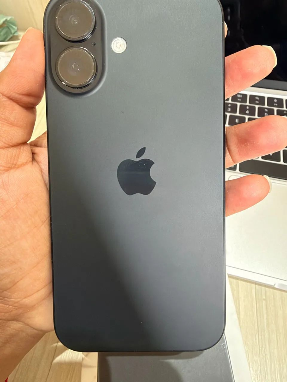 iPhone 16 128G - Foto 2