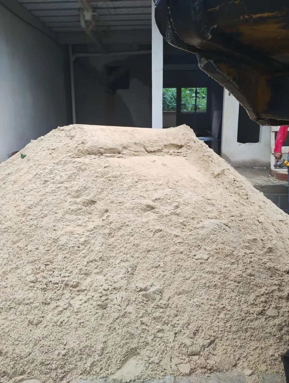 Santa Cruz a Realengo 550 areia caminhão fechado 8 m pagamento ato da entrega - Foto 2