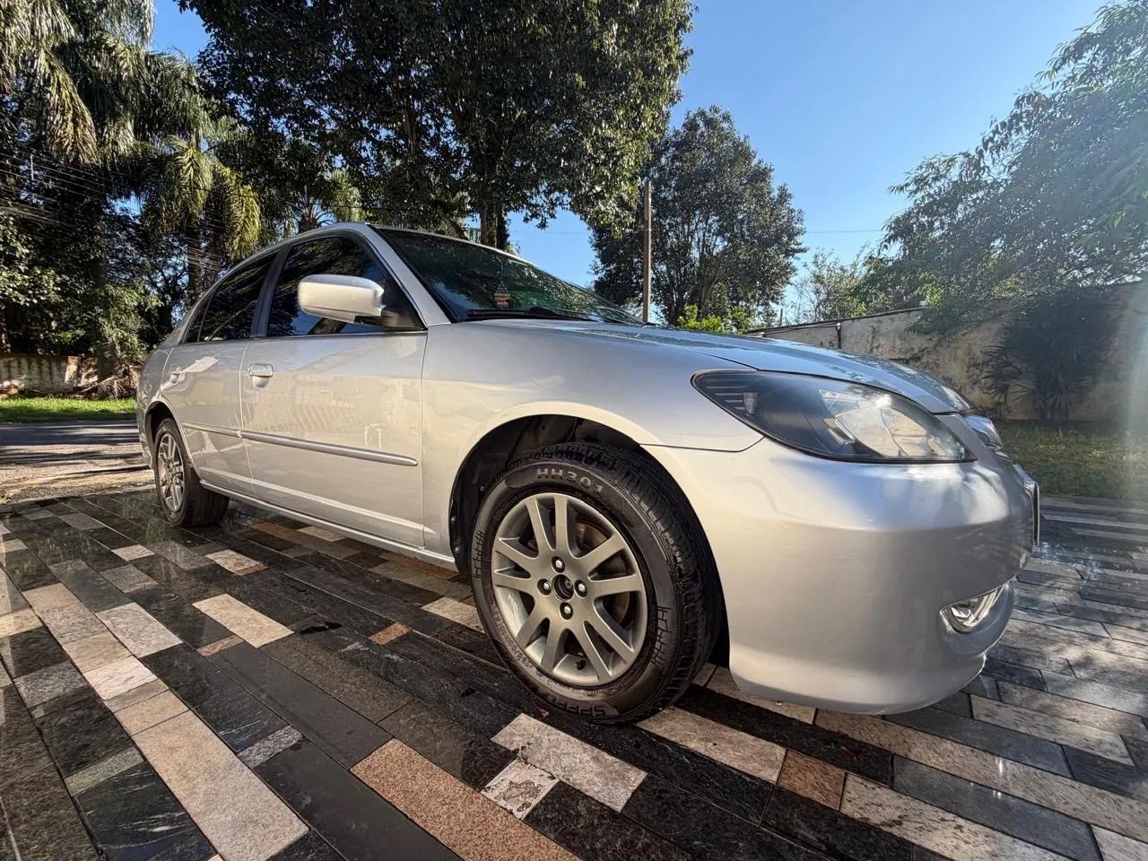 Honda Civic Sedan LX 1.7 16V 115cv Mec. 4P 2005