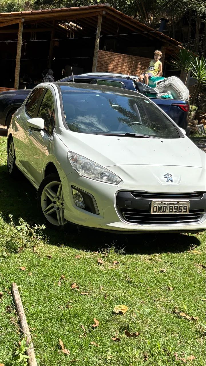 Peugeot 308 308 Allure 2.0 Flex 16V 5p Mec. 2013