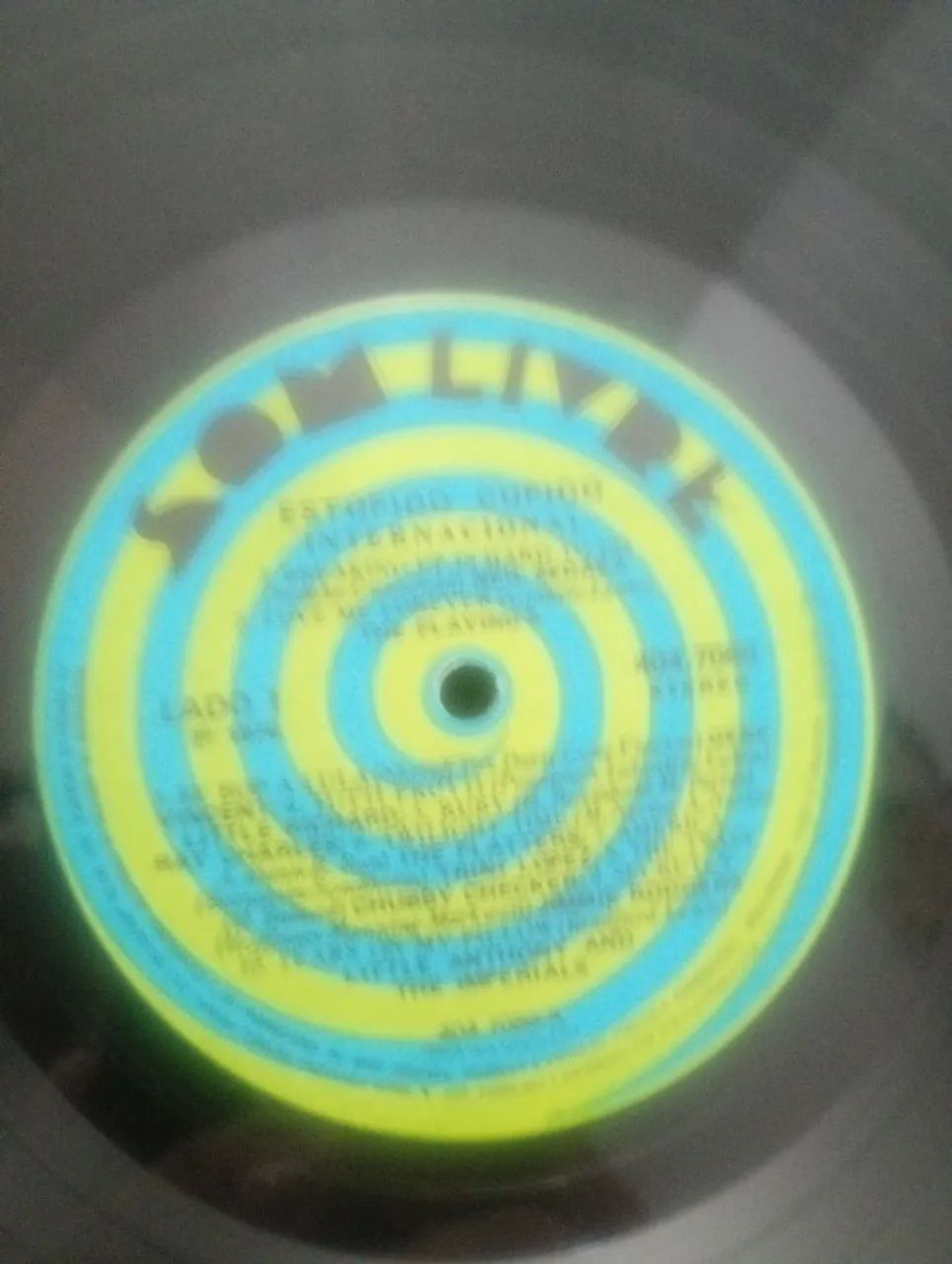 DISCO DE VINIL "ESTÚPIDO CUPIDO INTERNACIONAL 1976 - Foto 5
