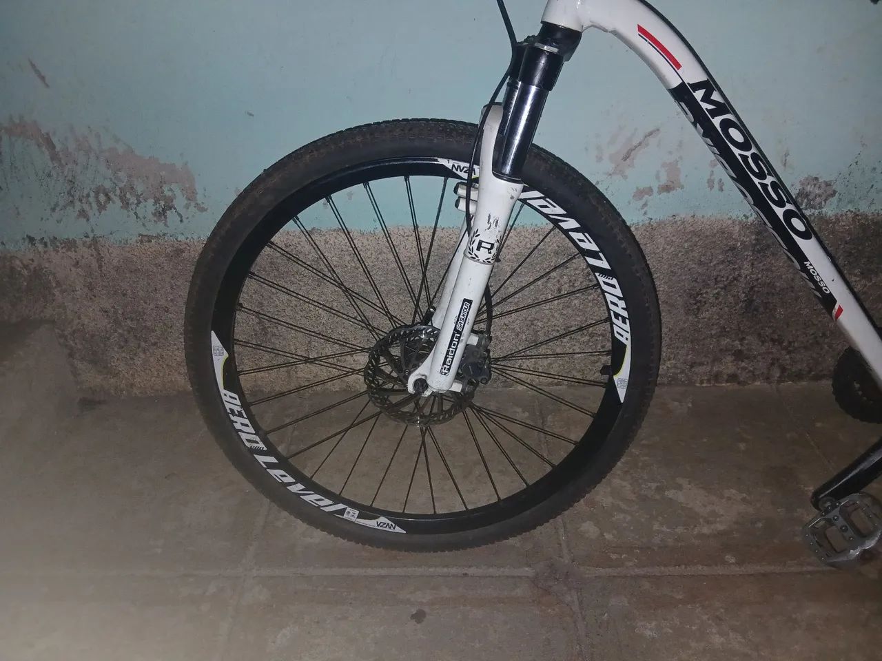 Bicicleta MTB - Top de Linha - Foto 4