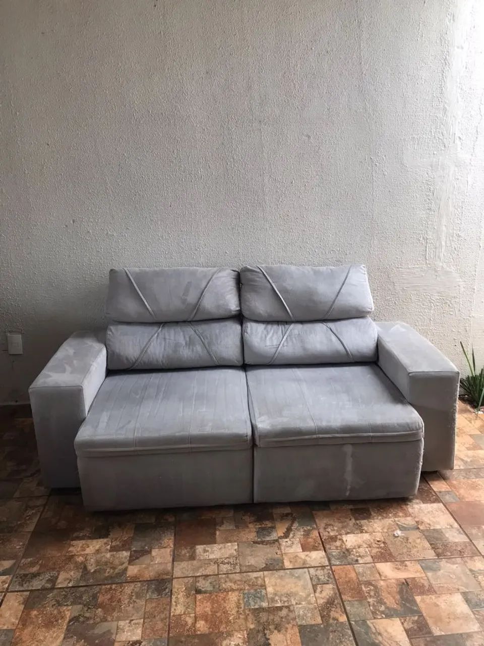 Lindo Sofá Reclinável e Retrátil SEMI NOVO  - Foto 4